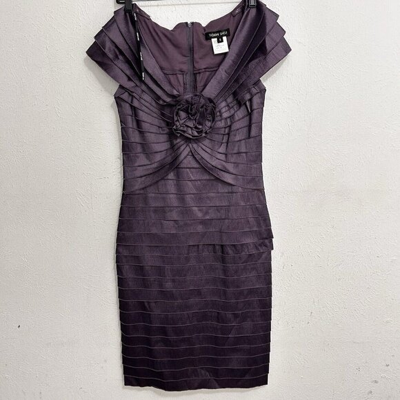 Tadashi Shoji Purple Rosette Neck Pleated Satin Cocktail Party Sheath Dress Sz 8 - Picture 1 of 12
